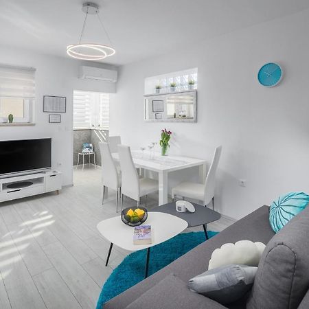 Apartment Sea Pearl ポレッチ エクステリア 写真