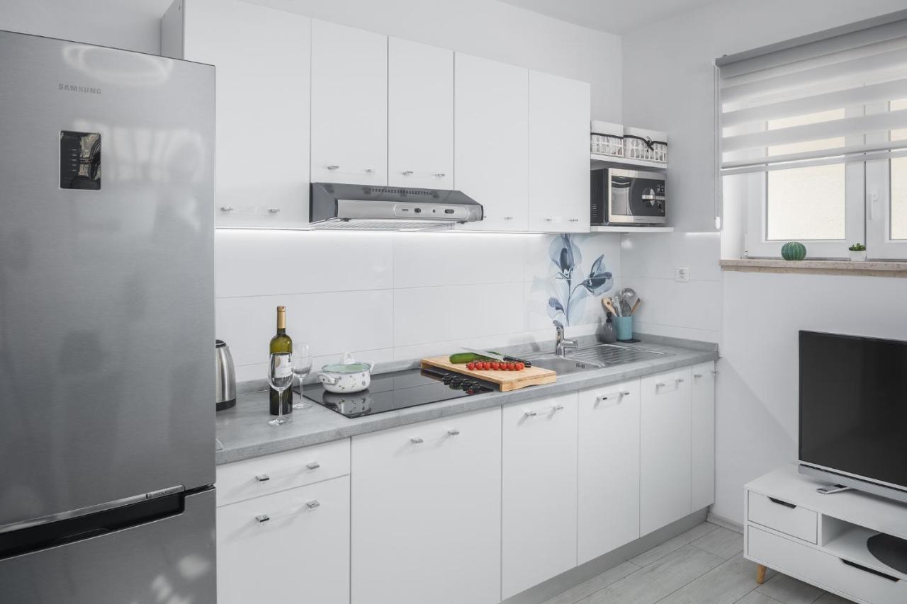 Apartment Sea Pearl ポレッチ エクステリア 写真