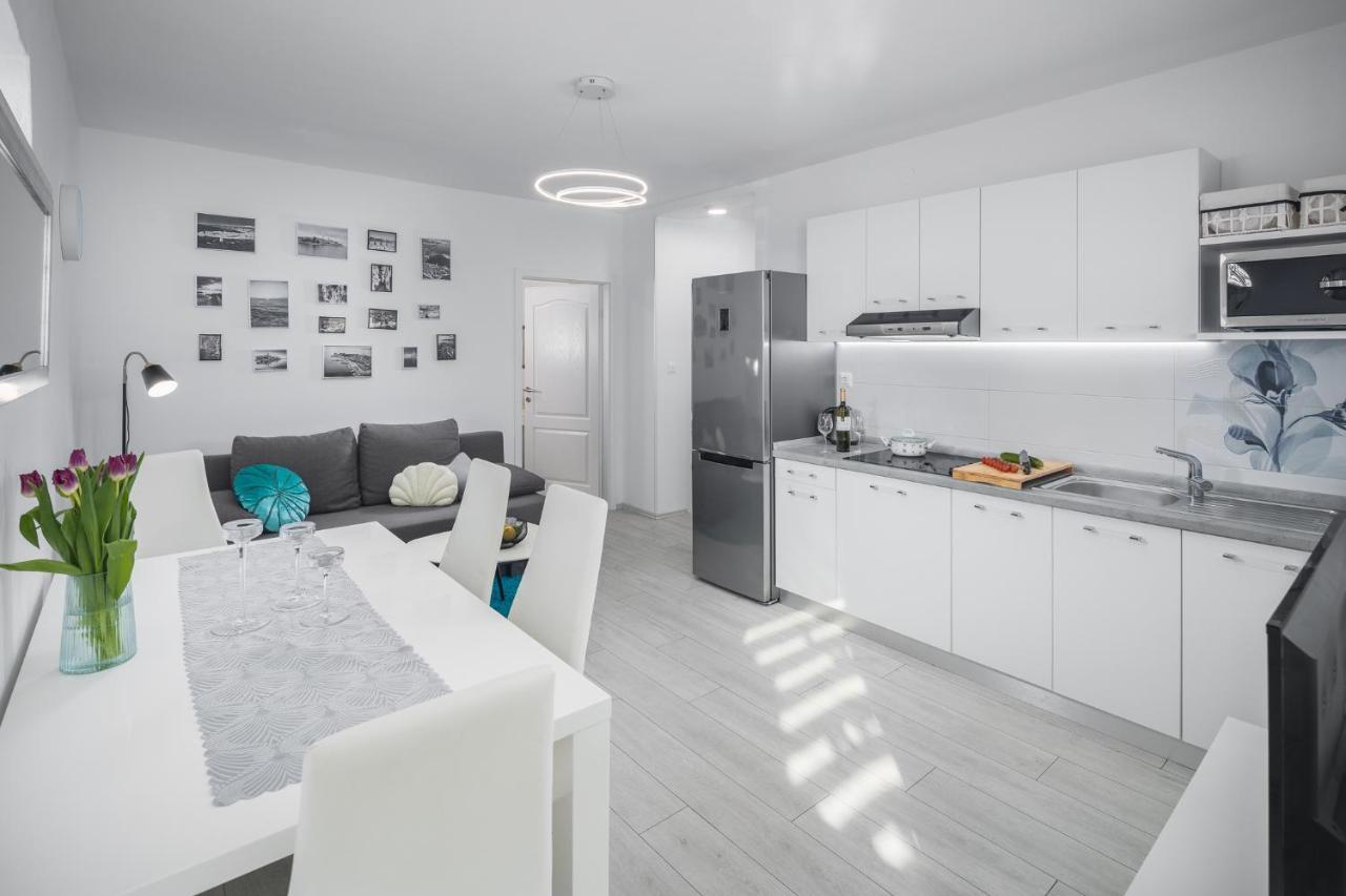 Apartment Sea Pearl ポレッチ エクステリア 写真