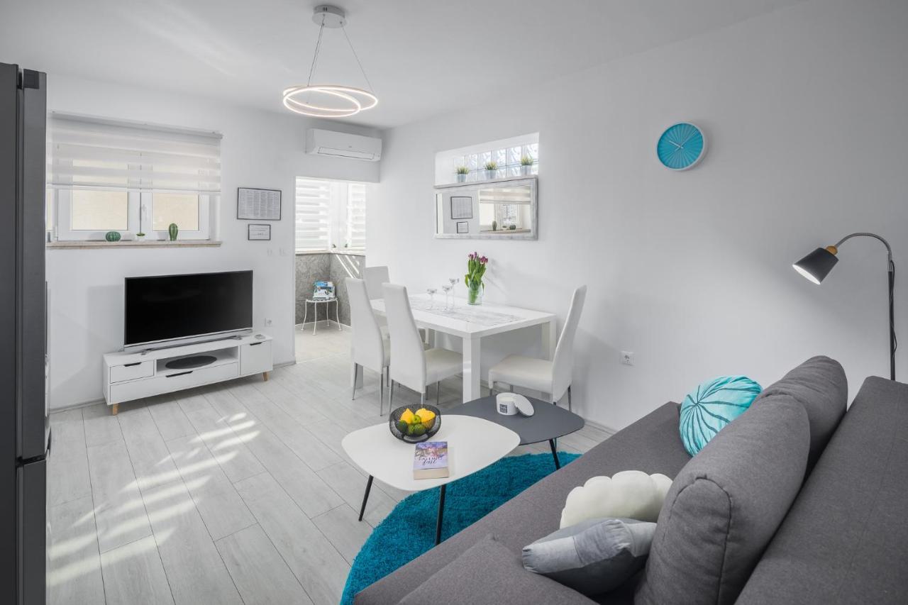 Apartment Sea Pearl ポレッチ エクステリア 写真