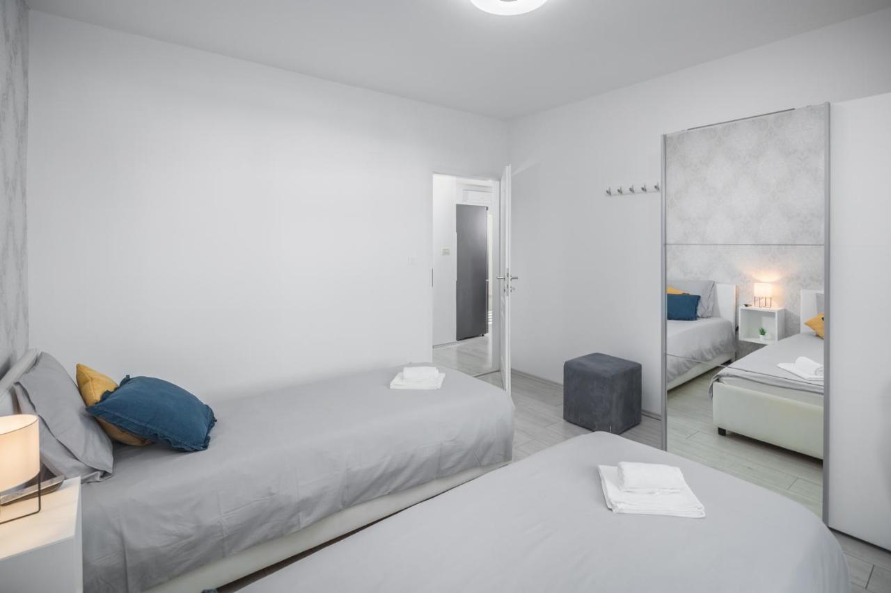 Apartment Sea Pearl ポレッチ エクステリア 写真